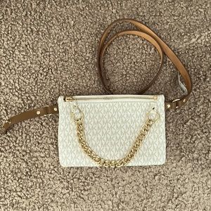 Chain belt/ Waist bag. XL